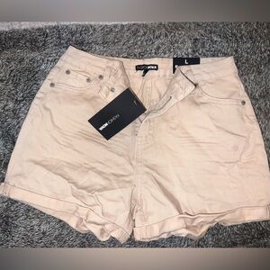 Fashion Nova Khaki shorts